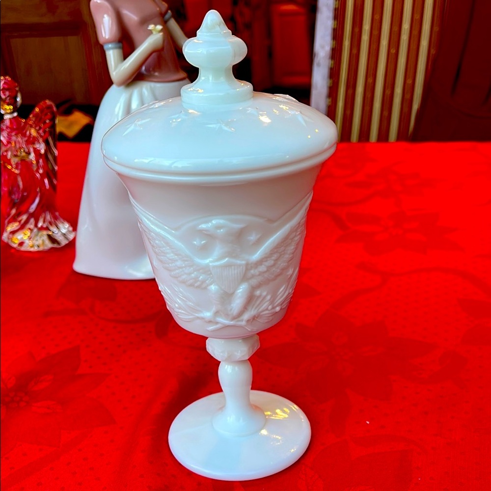 Elegant White Lidded Goblet